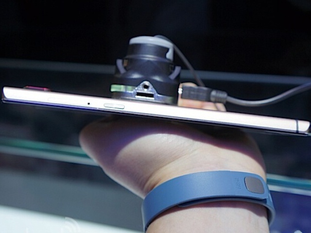 联想-K920-真机照