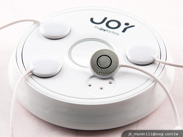 Joy Zip Mini磁吸式充電器 支援多行動裝置充電