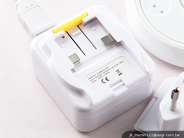 Joy Zip Mini磁吸式充電器 支援多行動裝置充電