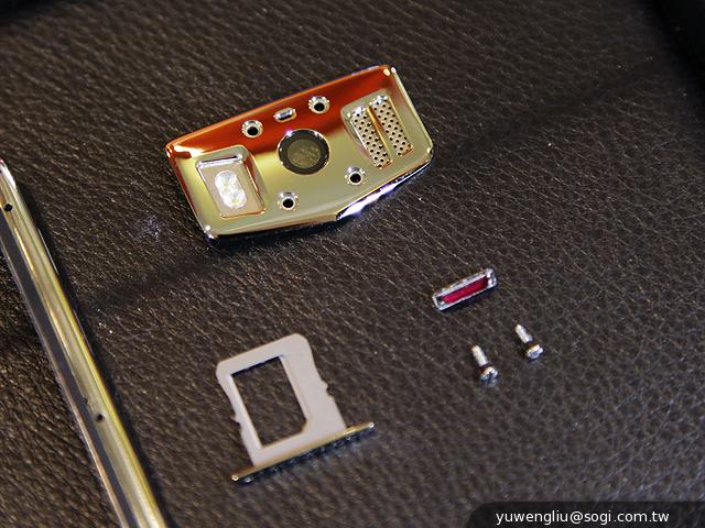 Vertu Constellation奢華手機 19.9萬「平價」登台