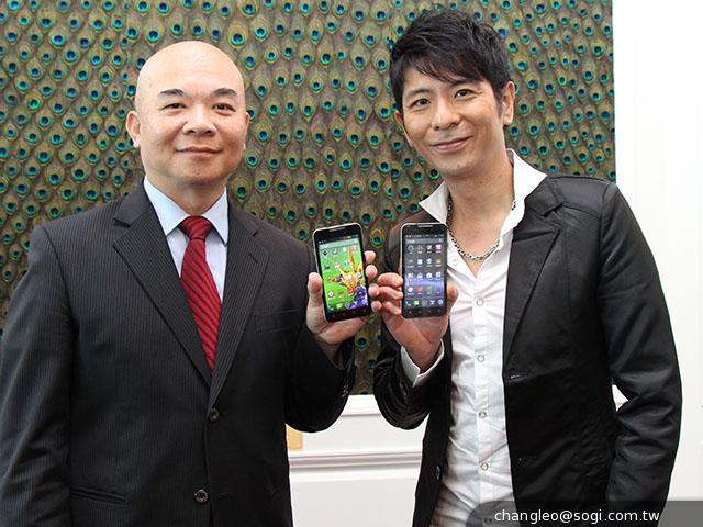 神乎奇機Q98 5吋雙卡雙電池設計 只售5843 神乎奇機Q98 5吋雙卡雙電池設計 只售5843