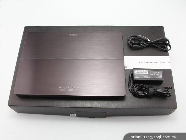 Sony VAIO Fit系列平板筆電 輕鬆翻面變換使用 Sony VAIO Fit系列平板筆電 輕鬆翻面變換使用