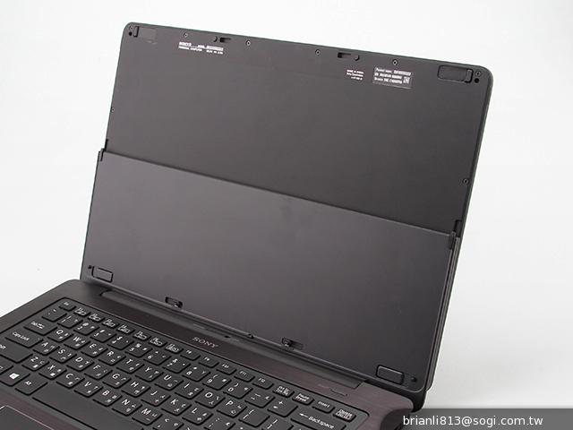 Sony VAIO Fit系列平板筆電 輕鬆翻面變換使用 Sony VAIO Fit系列平板筆電 輕鬆翻面變換使用
