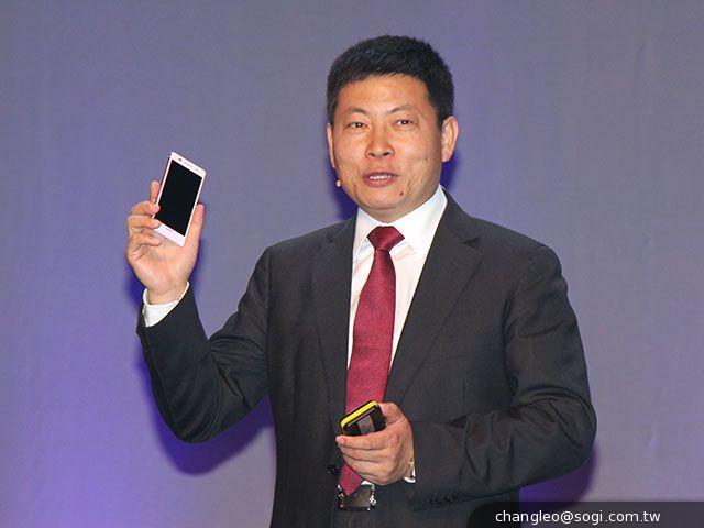 華為將推「榮耀」手機品牌 號稱比小米超值 鎖定網路銷售 華為將推「榮耀」手機品牌 號稱比小米超值 鎖定網路銷售