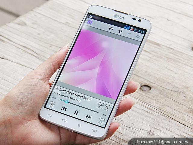 5.5吋LG G Pro Lite 不NG觸控筆隨寫、操作新體驗