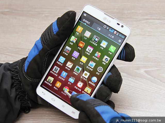 5.5吋LG G Pro Lite 不NG觸控筆隨寫、操作新體驗