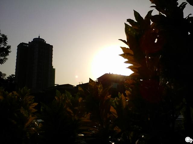 KitKat原生機Google Nexus 5、安卓4.4深度實測