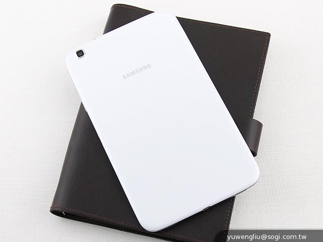 三星GALAXY Tab 3 8.0 七吋體積享受八吋視野