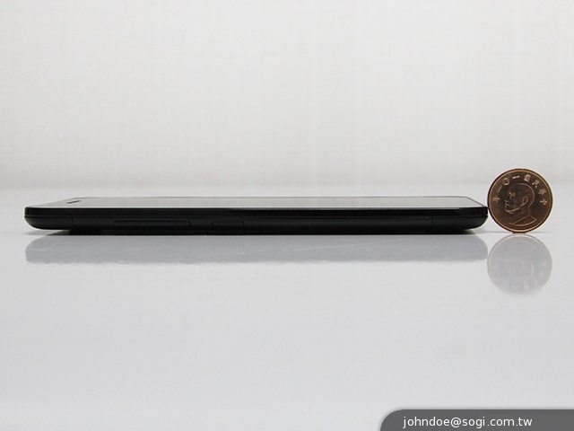 薄、還有2G RAM！高CP值GSmart Guru實測