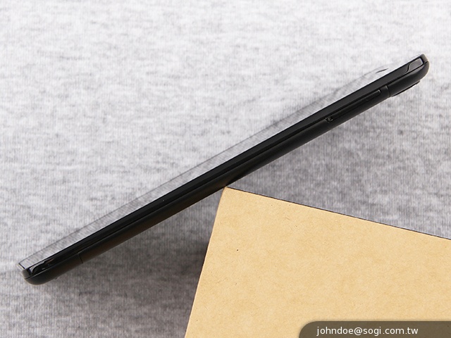 薄、還有2G RAM！高CP值GSmart Guru實測