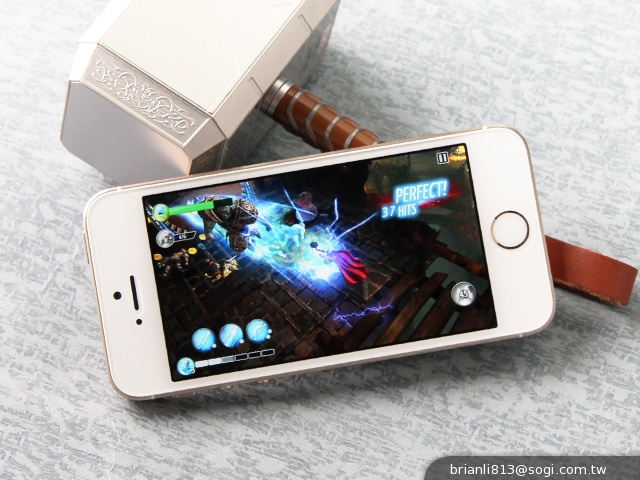 Thor：The Dark World 拿起雷神之鎚拯救世界