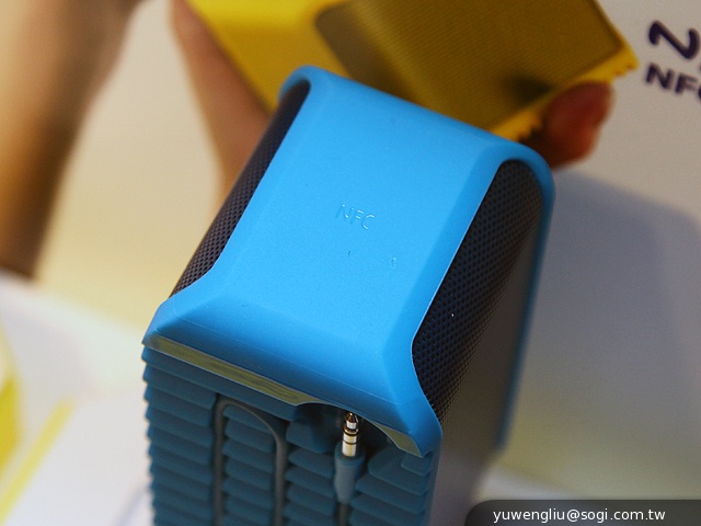 Jabra推出SOLEMATE系列新款NFC多彩藍牙喇叭