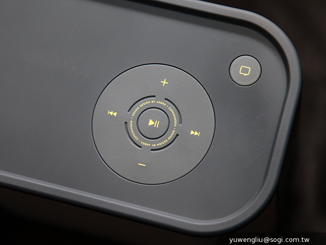 Jabra推出SOLEMATE系列新款NFC多彩藍牙喇叭