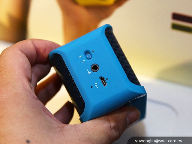 Jabra推出SOLEMATE系列新款NFC多彩藍牙喇叭