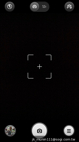 超低價四核雙卡機襲台！紅米手機WCDMA版實測