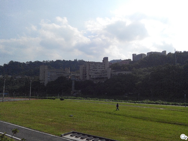 超低價四核雙卡機襲台！紅米手機WCDMA版實測