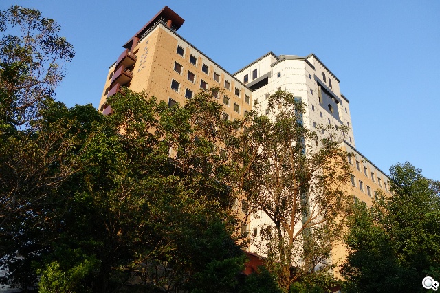 索尼QX100相機 20.2MP外掛手機 化身專業攝手