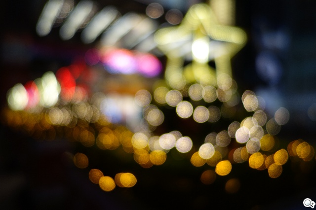 索尼QX100相機 20.2MP外掛手機 化身專業攝手