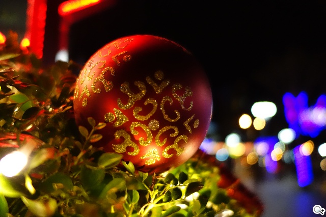 索尼QX100相機 20.2MP外掛手機 化身專業攝手