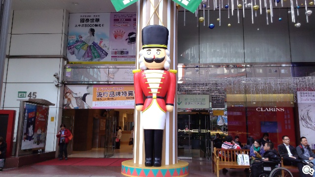 平價享受One體驗 HTC Desire 700 dual sim