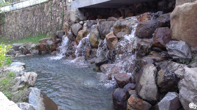 平價享受One體驗 HTC Desire 700 dual sim