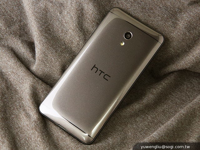 平價享受One體驗 HTC Desire 700 dual sim