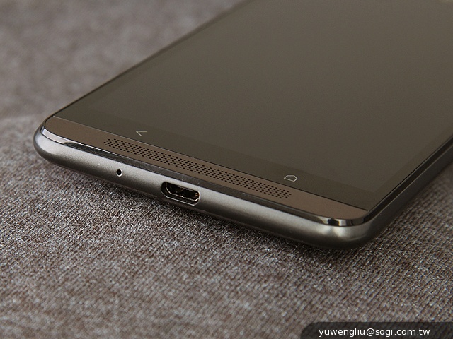 平價享受One體驗 HTC Desire 700 dual sim