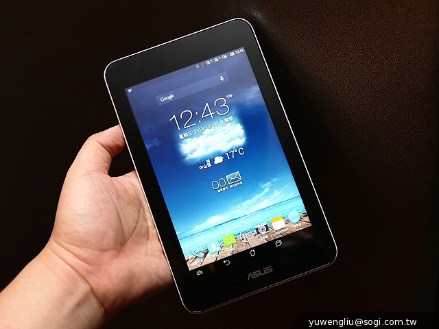 華碩PadFone mini 4.3動手玩 手機+平板1萬2有找