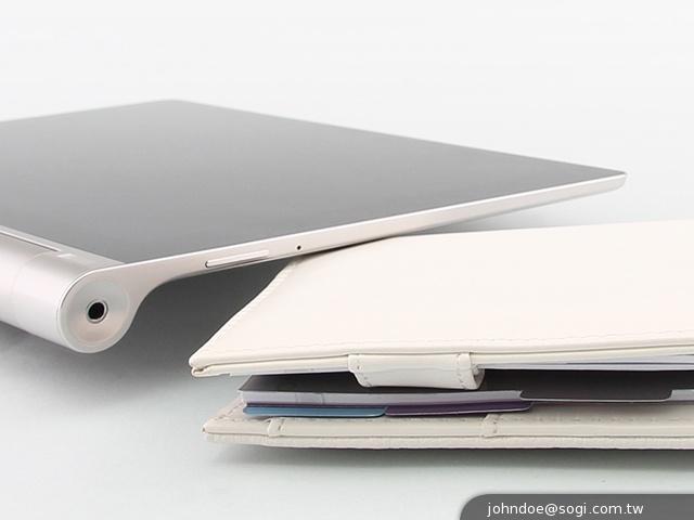 三段變身！有腳的平板Lenovo Yoga Tablet 10