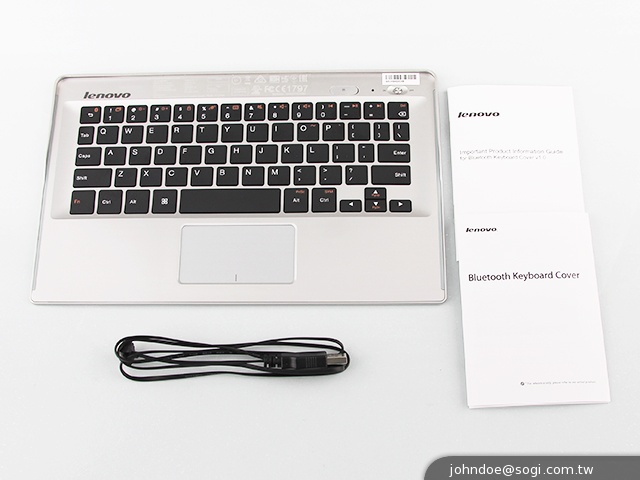 三段變身！有腳的平板Lenovo Yoga Tablet 10