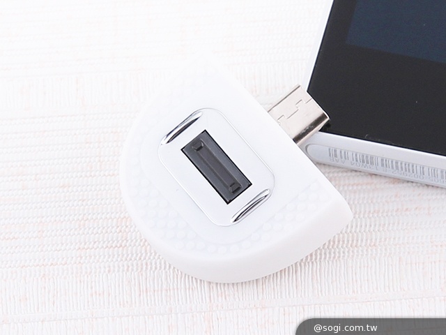 PrivacQ Q-Key 180 Mini指紋加密 確保手機資料安全