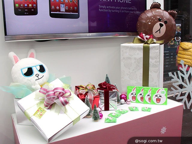 LG聖誕體驗屋展G2等手機 推LINE GAMEs PK賽