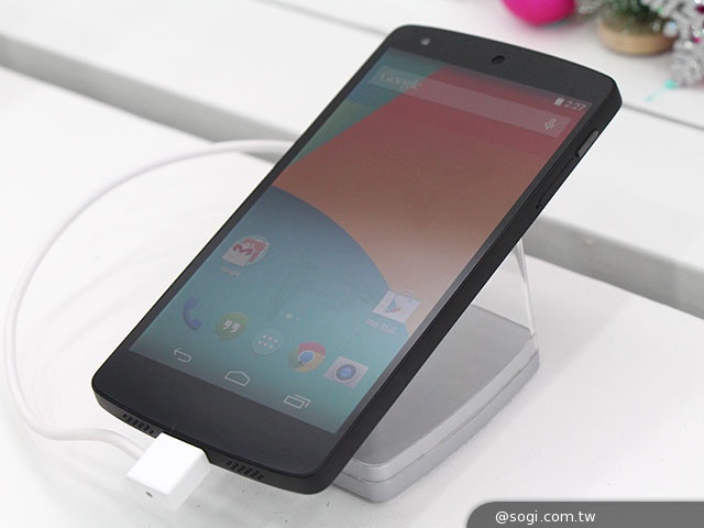 LG聖誕體驗屋展G2等手機 推LINE GAMEs PK賽