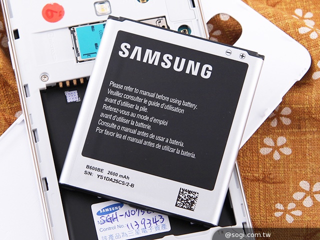 日韓混血才貌雙修 三星GALAXY J實測