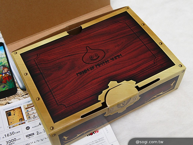 不朽經典加持 Sharp SH-01F勇者鬥惡龍限量版實測