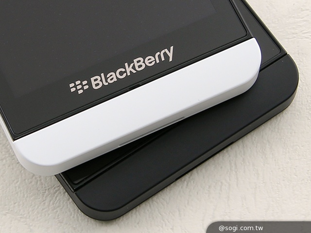 黑莓與富士康簽署5年協議 2014年初將發表新機