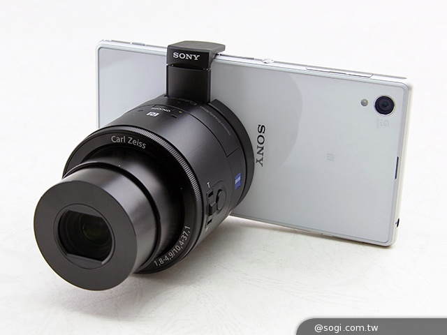 Sony QX100、QX10相機 1月下旬釋出韌體升級 Sony QX100、QX10相機 1月下旬釋出韌體升級