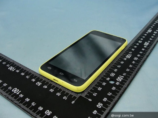 台灣大哥大品牌新機12/30發表 外觀先曝光