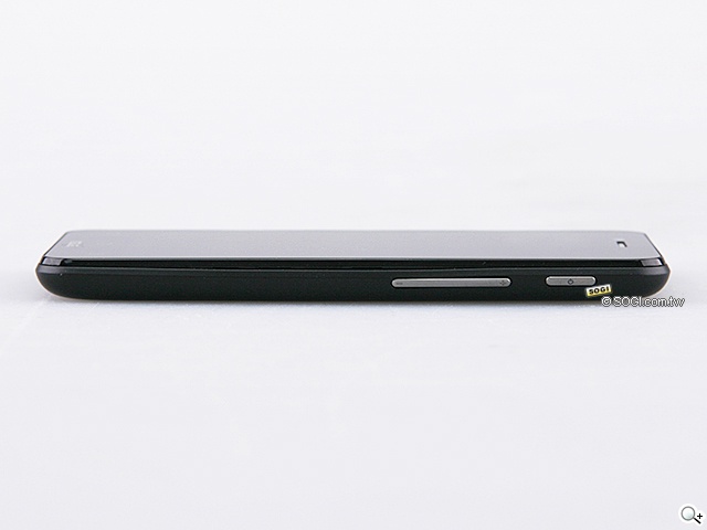 ASUS PadFone mini 4.3 雙卡機一秒變身7吋平板