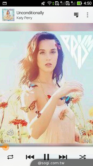 ASUS PadFone mini 4.3 雙卡機一秒變身7吋平板