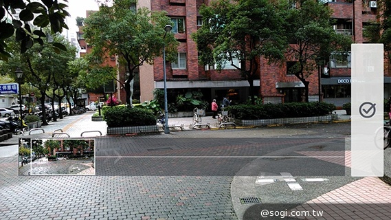 ASUS PadFone mini 4.3 雙卡機一秒變身7吋平板