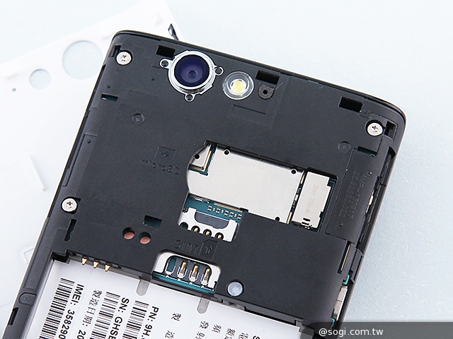 千萬畫素輕薄時尚 BenQ F3平價四核機