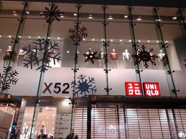 ASUS PadFone mini 4.3 雙卡機一秒變身7吋平板