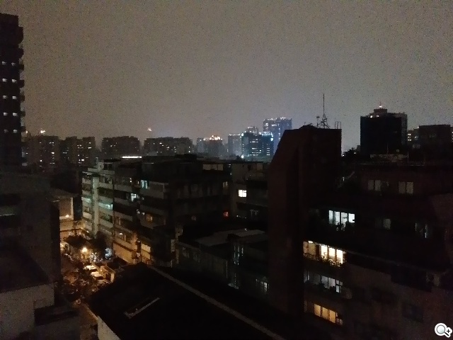 ASUS PadFone mini 4.3 雙卡機一秒變身7吋平板