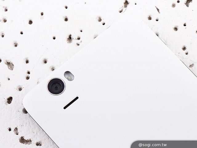 CP值破表的國產平價旗艦 InFocus IN815玩色機