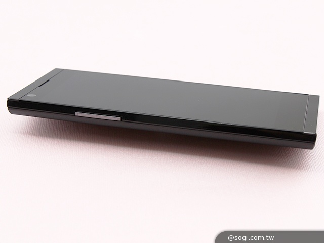 13MP雙鏡頭！真八核手機THL美猴王2實測