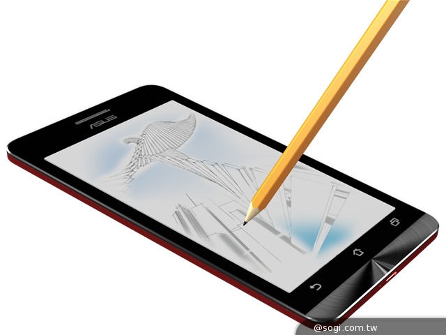 華碩發表ZenFone新系列3新機 均搭Intel處理器【CES 2014】