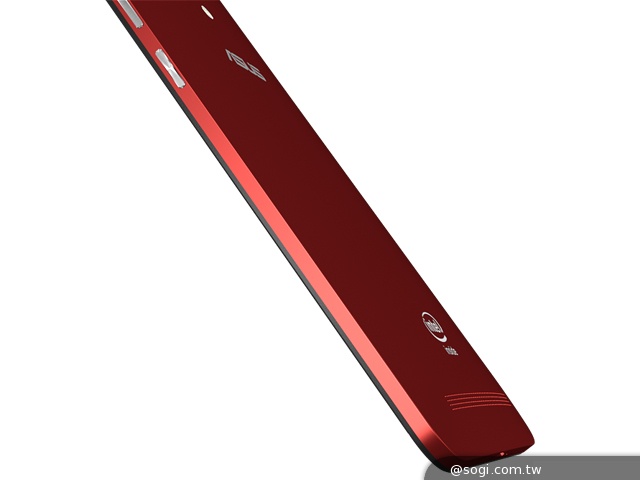 華碩發表ZenFone新系列3新機 均搭Intel處理器【CES 2014】
