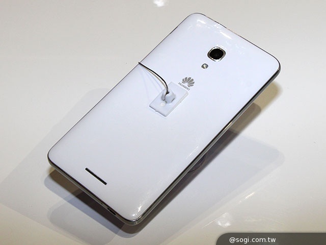 華為推6.1吋4G智慧機Ascend Mate 2【CES 2014】