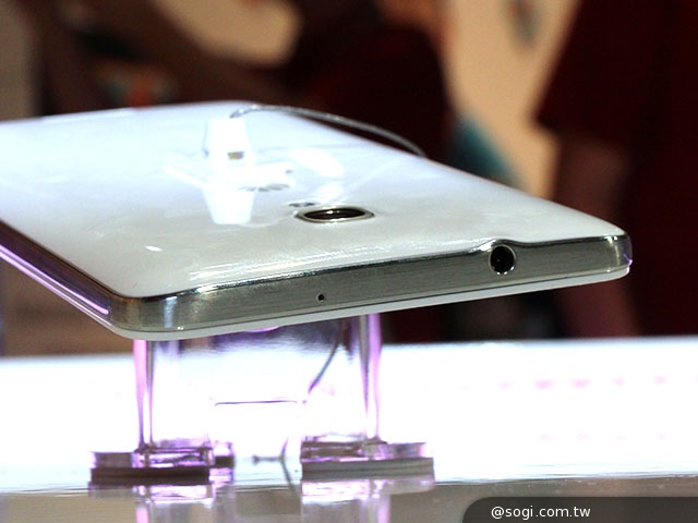 華為Ascend Mate 2 4G推高通、海思雙版本【CES 2014】